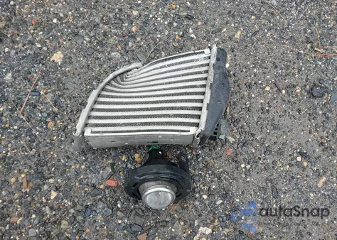 2015 Fiat 500 Abarth z USA, uszkodzony, nr VIN 3C3CFFFH7FT568192